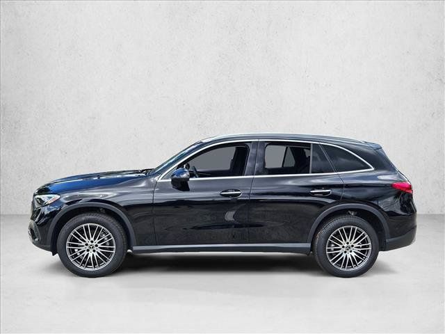 Used 2023 Mercedes-Benz GLC 300 image 9