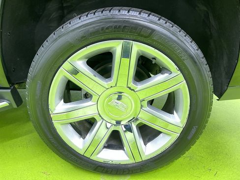 Used 2017 Cadillac Escalade Luxury image 14