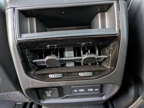 New 2026 Jeep Grand Cherokee Altitude AWD/4WD image 23