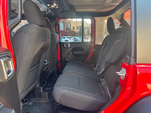 Used 2023 Jeep Wrangler Unlimited w/ Cold Weather Group AWD/4WD image 23