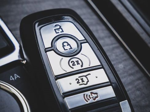 Used 2018 Ford Expedition Limited w/ Driver Assistance Package image 6