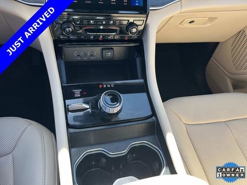 Certified 2024 Jeep Grand Cherokee L Limited w/ Luxury Tech Group II AWD/4WD image 37