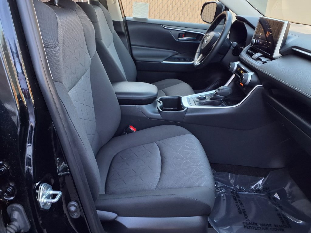 Certified 2023 Toyota RAV4 XLE w/ Convenience Package AWD/4WD image 38