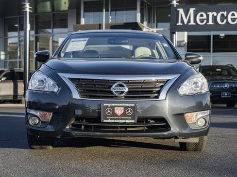 Used 2013 Nissan Altima 2.5 SV w/ 2.5SV Convenience Pkg image 2