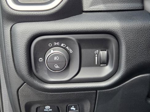 Used 2022 RAM 1500 Big Horn RWD image 20