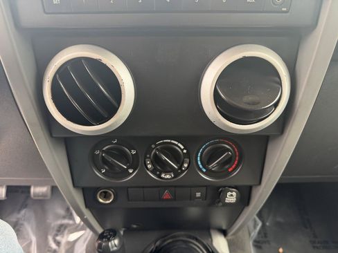 Used 2008 Jeep Wrangler X AWD/4WD image 12
