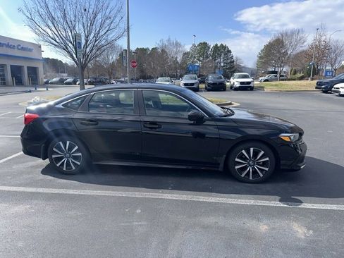 Used 2023 Honda Civic EX image 2