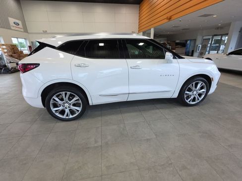 Used 2020 Chevrolet Blazer Premier w/ Driver Confidence II Package AWD/4WD image 8