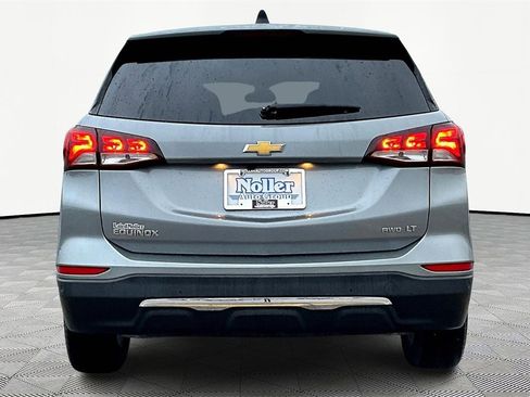 Used 2023 Chevrolet Equinox LT w/ Driver Convenience Package image 4