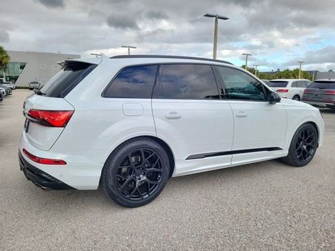 New 2026 Audi SQ7 Premium Plus AWD/4WD image 5