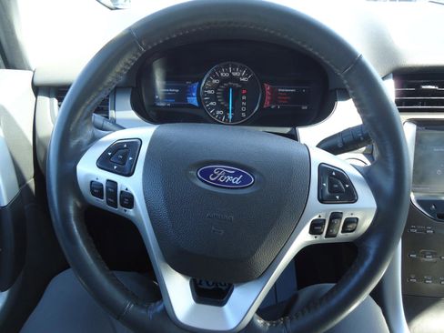 Used 2013 Ford Edge SEL image 25