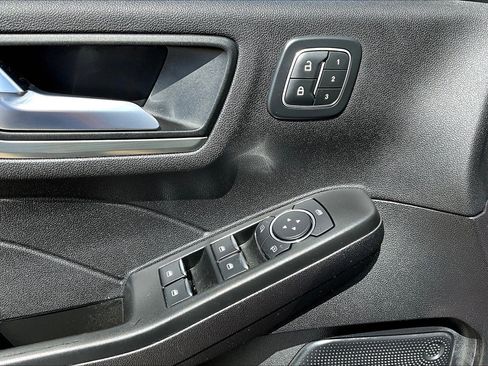 Used 2022 Ford Escape Titanium w/ Class II Trailer Tow Package image 35