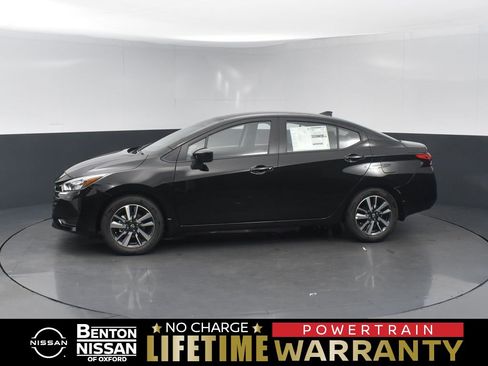 New 2025 Nissan Versa SV w/ Trunk Package image 1