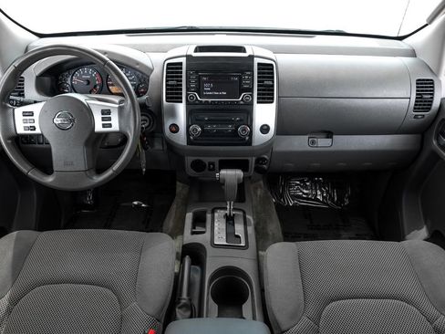 Used 2018 Nissan Frontier SV RWD image 10
