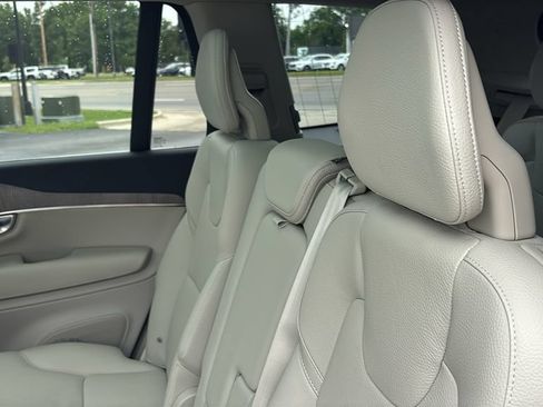 Certified 2024 Volvo XC90 T8 Plus w/ Protection Package Premier AWD/4WD image 26
