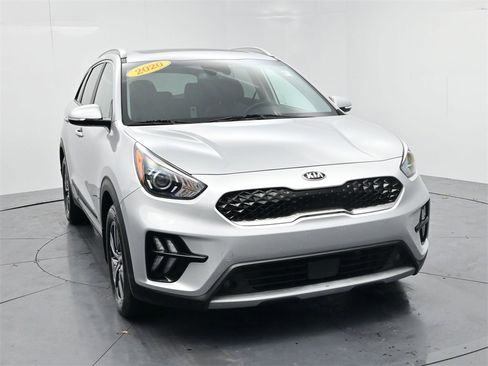 Used 2020 Kia Niro EX Premium image 2