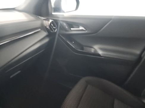 Used 2025 Chevrolet Equinox LT image 25