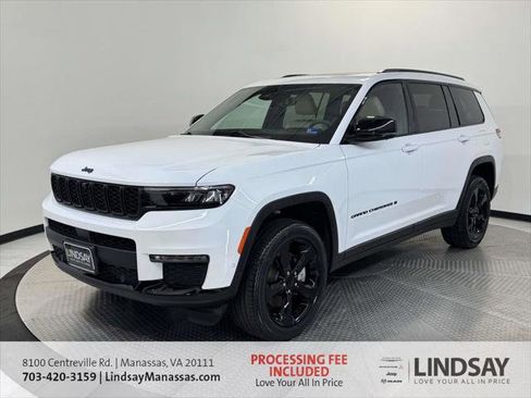 Certified 2025 Jeep Grand Cherokee L Limited w/ Luxury Tech Group II AWD/4WD image 4