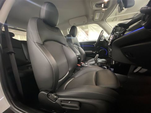 Used 2022 MINI Cooper SE FWD image 29