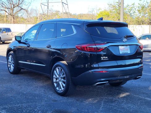 Used 2018 Buick Enclave Premium image 6