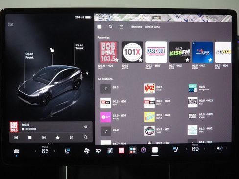 Used 2026 Tesla Model Y Long Range RWD image 35