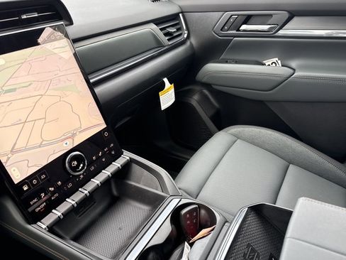 New 2026 GMC Terrain AT4 AWD/4WD image 21