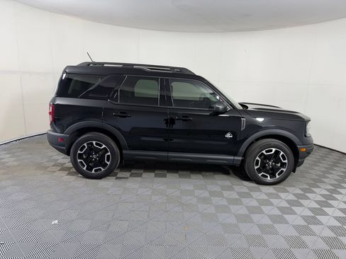 Used 2024 Ford Bronco Sport Outer Banks w/ Tech Package AWD/4WD image 8