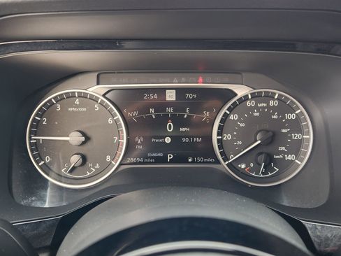 Used 2024 Nissan Pathfinder SL w/ SL Premium Package image 19