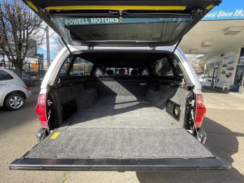 Used 2007 Toyota Tacoma PreRunner image 12