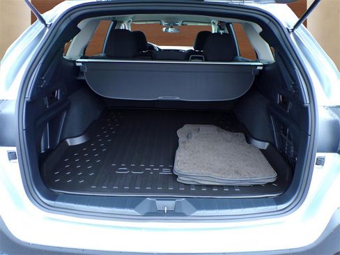 Certified 2024 Subaru Outback Premium image 9