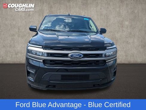 Used 2023 Ford Expedition XLT AWD/4WD image 3
