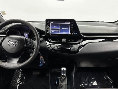 Used 2019 Toyota C-HR LE image 21