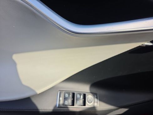 Used 2016 Tesla Model S 70 RWD image 13