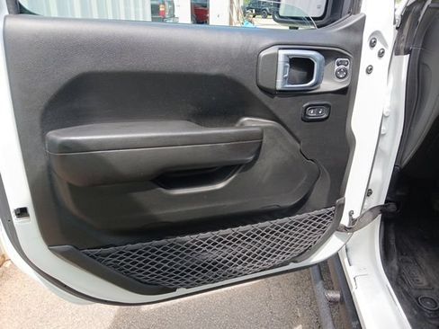 Used 2022 Jeep Gladiator Sport AWD/4WD image 45