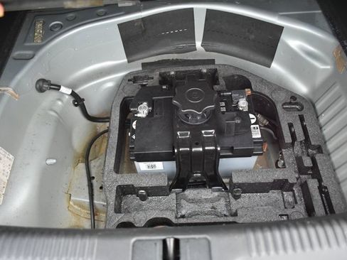 Used 2010 Audi A5 2.0T Premium image 23