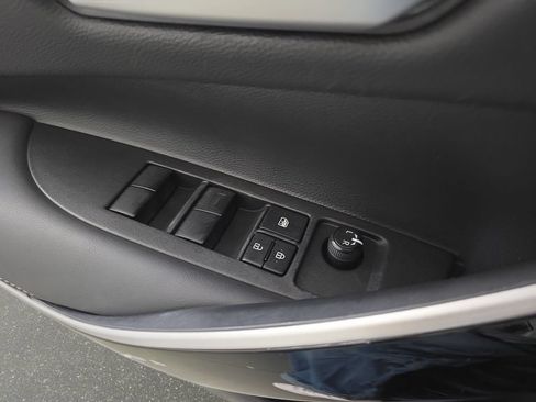 Used 2025 Toyota Corolla XLE FWD image 28