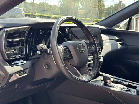 Used 2026 Lexus RX 350 Premium w/ Accessory Package (Z1) FWD image 24