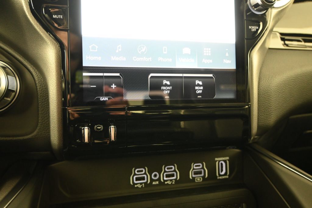 Used 2026 RAM 1500 Laramie w/ Night Edition AWD/4WD image 30