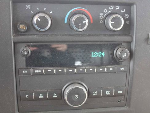 Used 2022 Chevrolet Express 2500 Work Van w/ Driver Convenience Package image 11