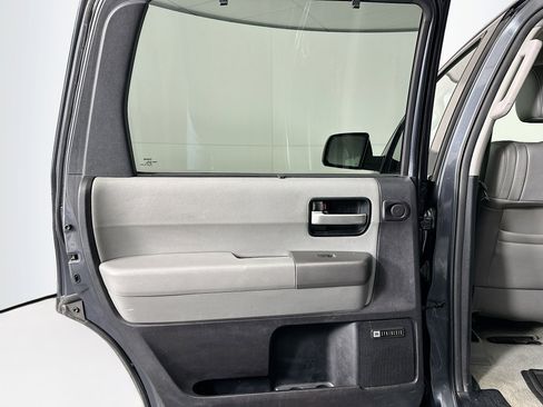 Used 2010 Toyota Sequoia Limited image 27