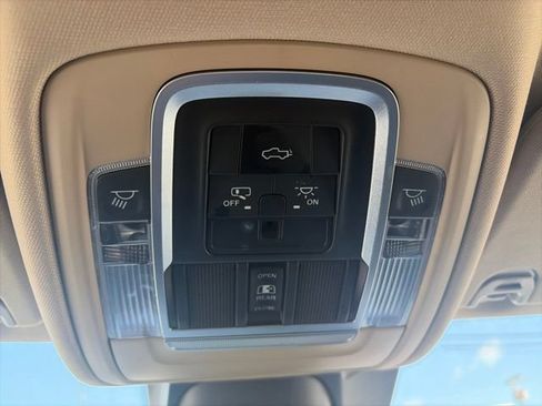 Used 2021 RAM 1500 Laramie AWD/4WD image 25