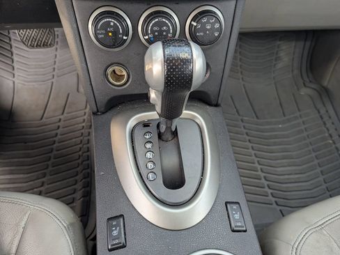 Used 2013 Nissan Rogue SL AWD/4WD image 14