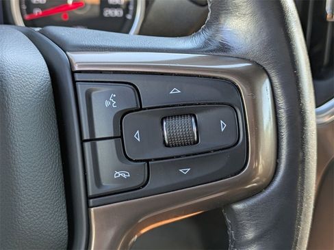 Used 2020 Chevrolet Silverado 1500 High Country image 24