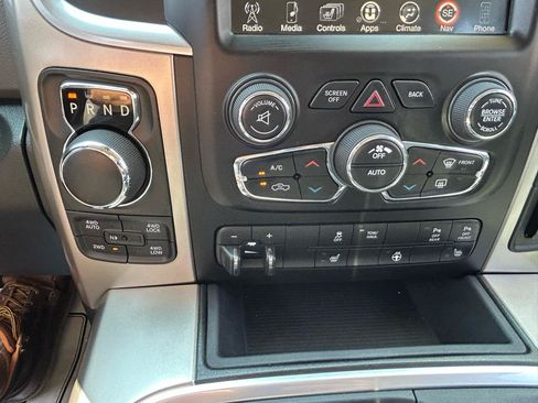 Used 2017 RAM 1500 Big Horn AWD/4WD image 24