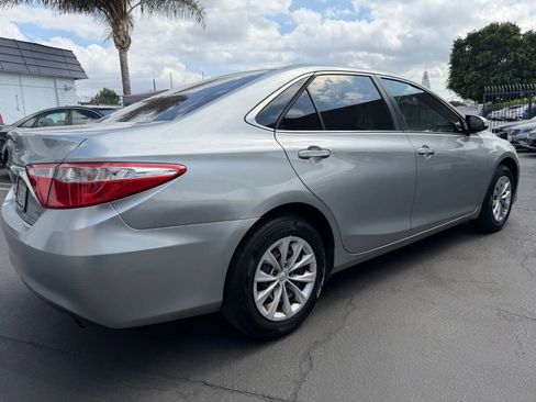 Used 2015 Toyota Camry LE FWD image 20