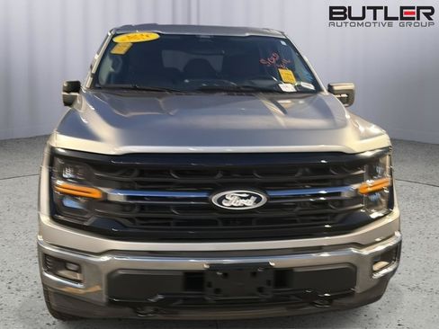 Used 2025 Ford F150 XLT w/ Equipment Group 301A Standard AWD/4WD image 4