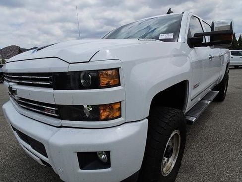 Used 2019 Chevrolet Silverado 2500 LTZ w/ Duramax Plus Package AWD/4WD image 3