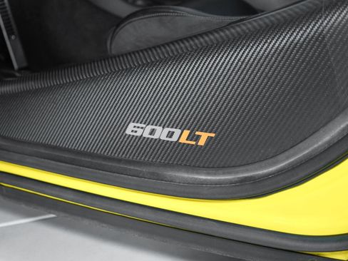 Used 2019 McLaren 600LT image 39