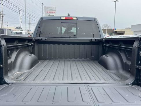 New 2026 RAM 1500 Laramie AWD/4WD image 18