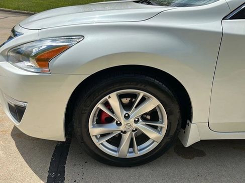 Used 2015 Nissan Altima 2.5 SL w/ Moonroof Package FWD image 15